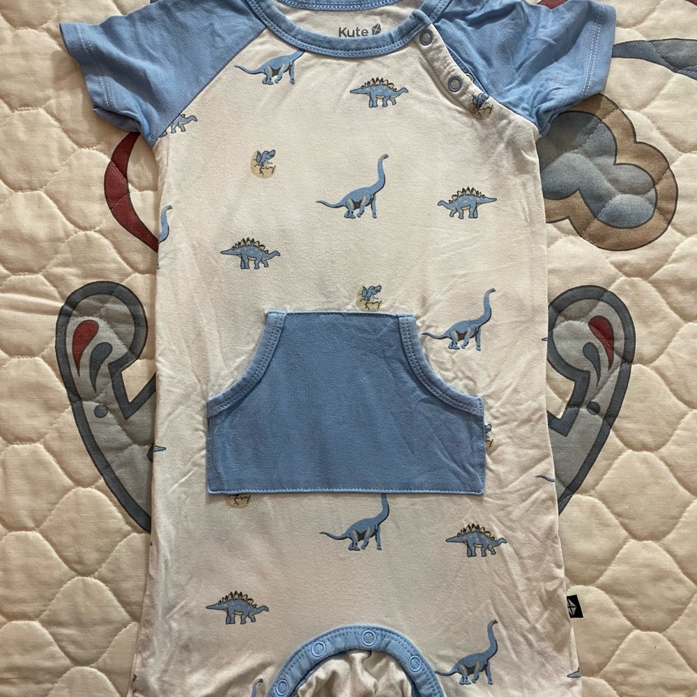 Kyte BABY Blue and White Baby Romper